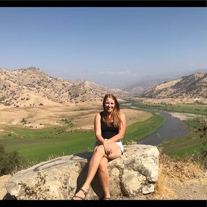 Meet your Posher, Anna